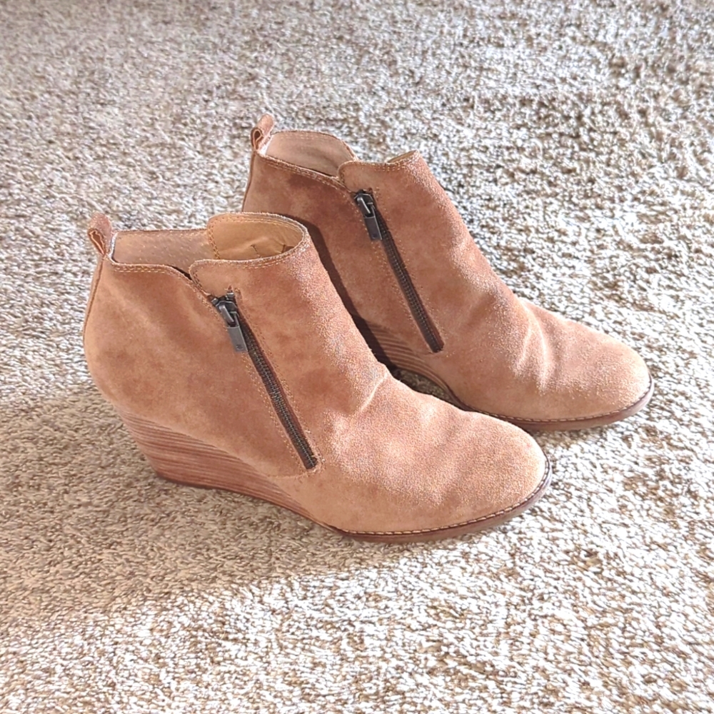 Lucky Brand booties